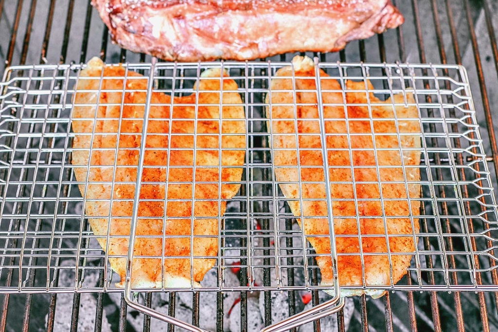 how-to-grill-fish-in-a-grilling-basket-killing-thyme