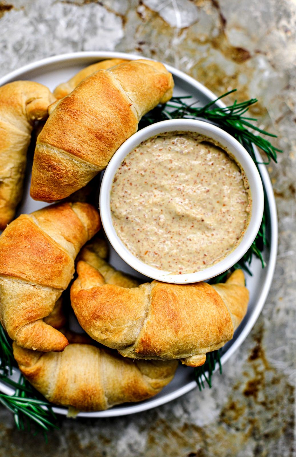 Cheesy Crescent Rolls with King Oscar Mackerel - Killing Thyme