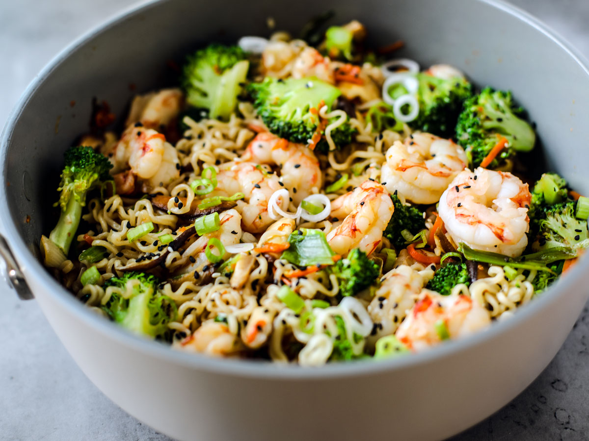 Sesame Shrimp Stir-Fry with Ramen Noodles - Killing Thyme